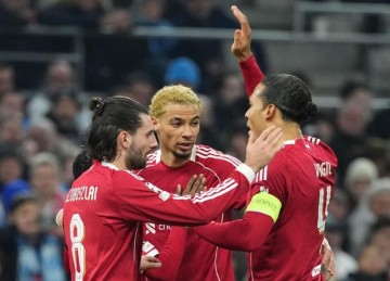 开云体育下载-英超豪门3球横扫：欧冠7场5胜，排名第4，已有两队提前出线