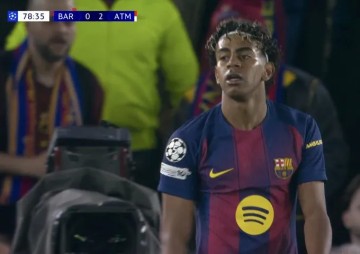 下载开云-在最近6场欧冠淘汰赛阶段比赛中，巴萨丢了15球