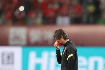 开云体育下载-国足备战12强赛遇难题 没热身赛踢状态如何保证？