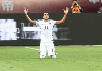 开云体育下载-阿兰自曝进球后激动难眠 王燊超：在哪踢都要取胜