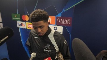 开云体育-韦斯利-福法纳：我们犯了很多低级失误；次回合会拼尽全力